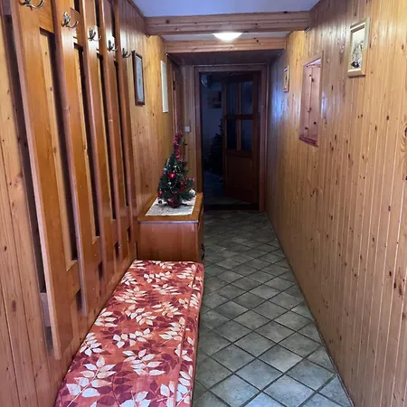 Zazrivsky Dvor - Pod Rozsutcom, Wellness, Self Check-in, 3 Bedrooms, 2 Bathrooms *