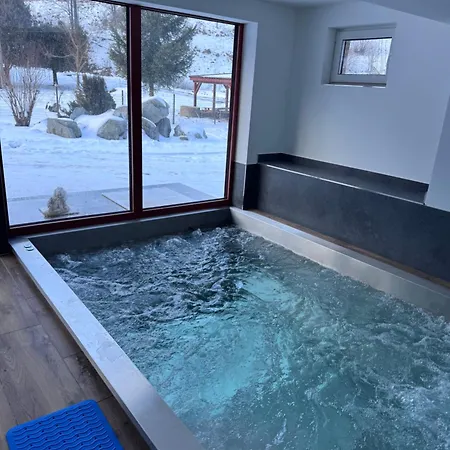 Zazrivsky Dvor - Pod Rozsutcom, Wellness, Self Check-in, 3 Bedrooms, 2 Bathrooms Dom wakacyjny