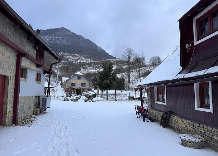 Zazrivsky Dvor - Pod Rozsutcom, Wellness, Self Check-in, 3 Bedrooms, 2 Bathrooms Ferienhaus Zázrivá